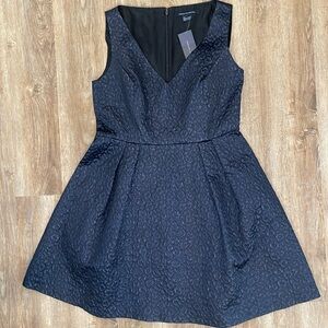 French Connection Jacquard V‑Neck Cocktail Dress NWT Size 12 Utility Blue